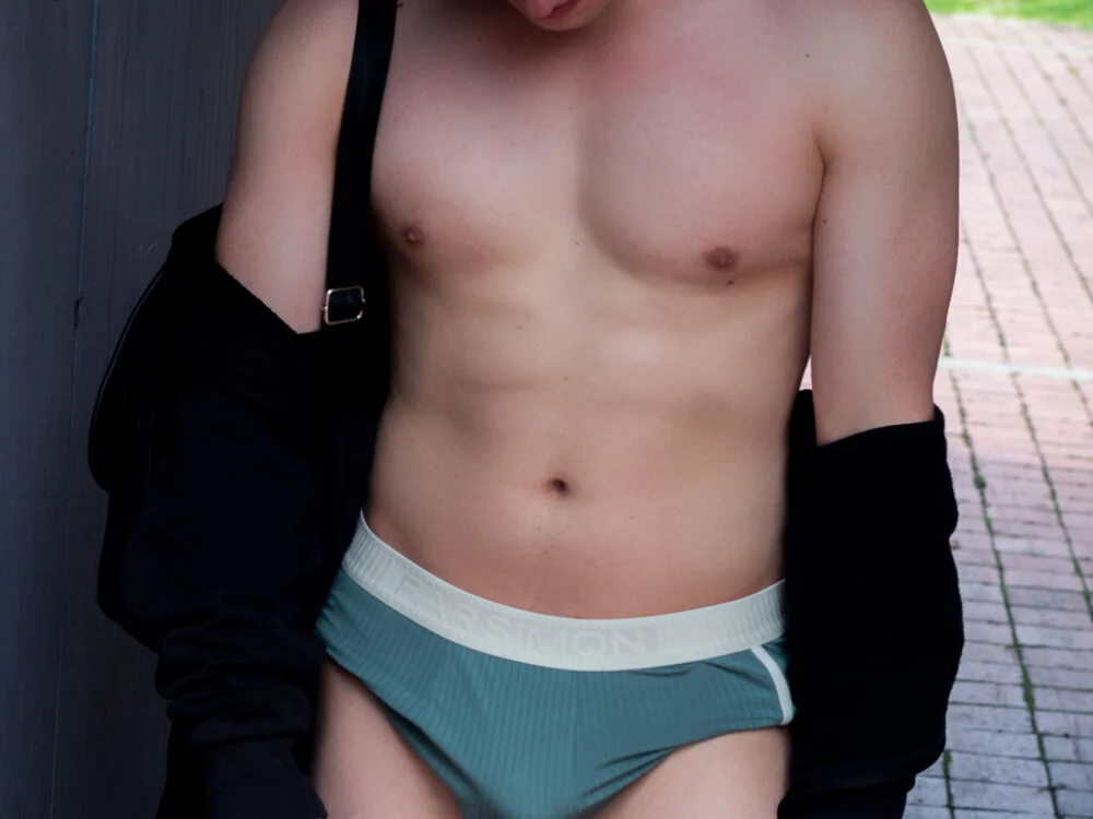 Offline XXX chat Liam_campbell