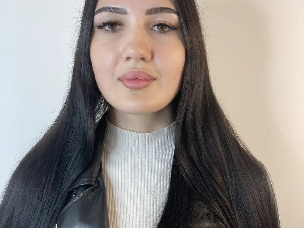 AshleyCartern's Offline Chat Room