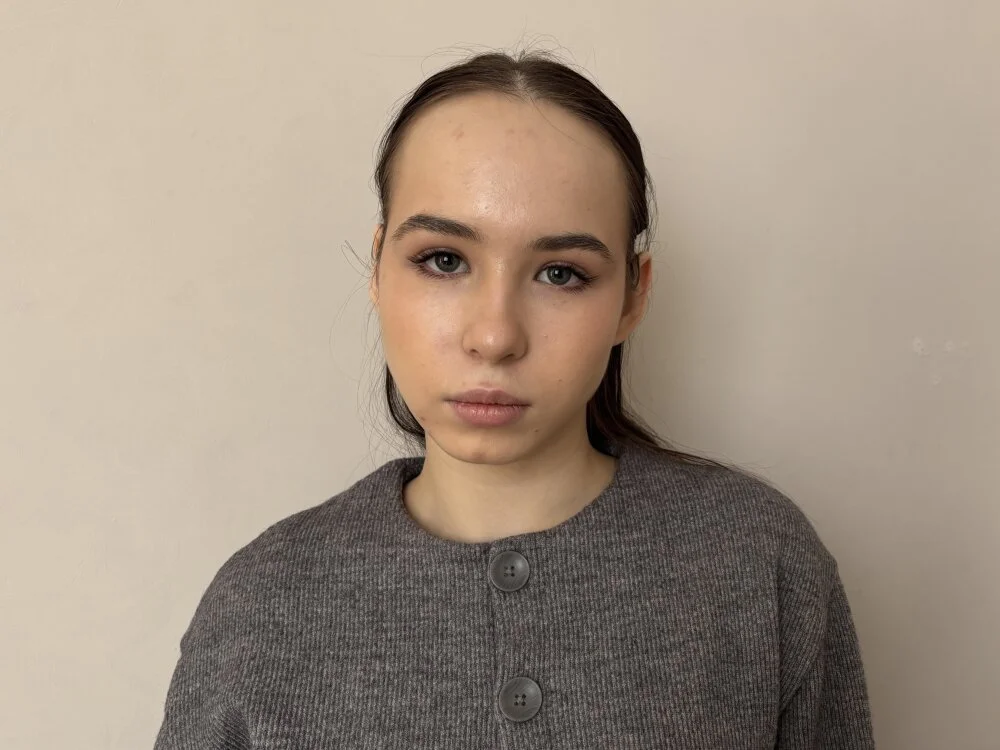 HalinaPoletti 离线XXX聊天