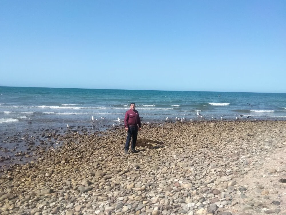 andreustoreto Obrolan XXX Offline