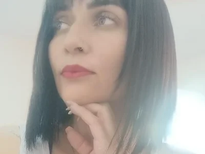Emma_Jnes