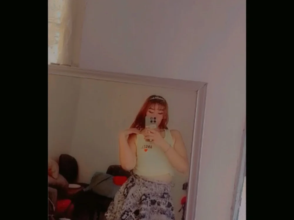 anytharica Offline XXX-chat