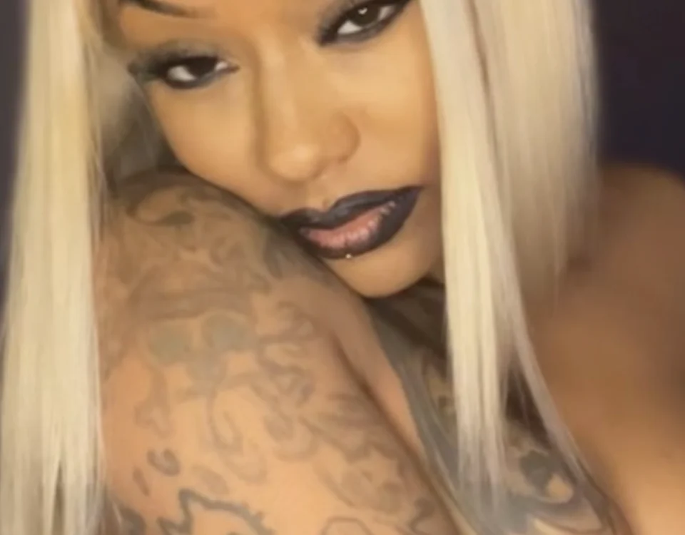 Offline XXX chat 1vickyrose