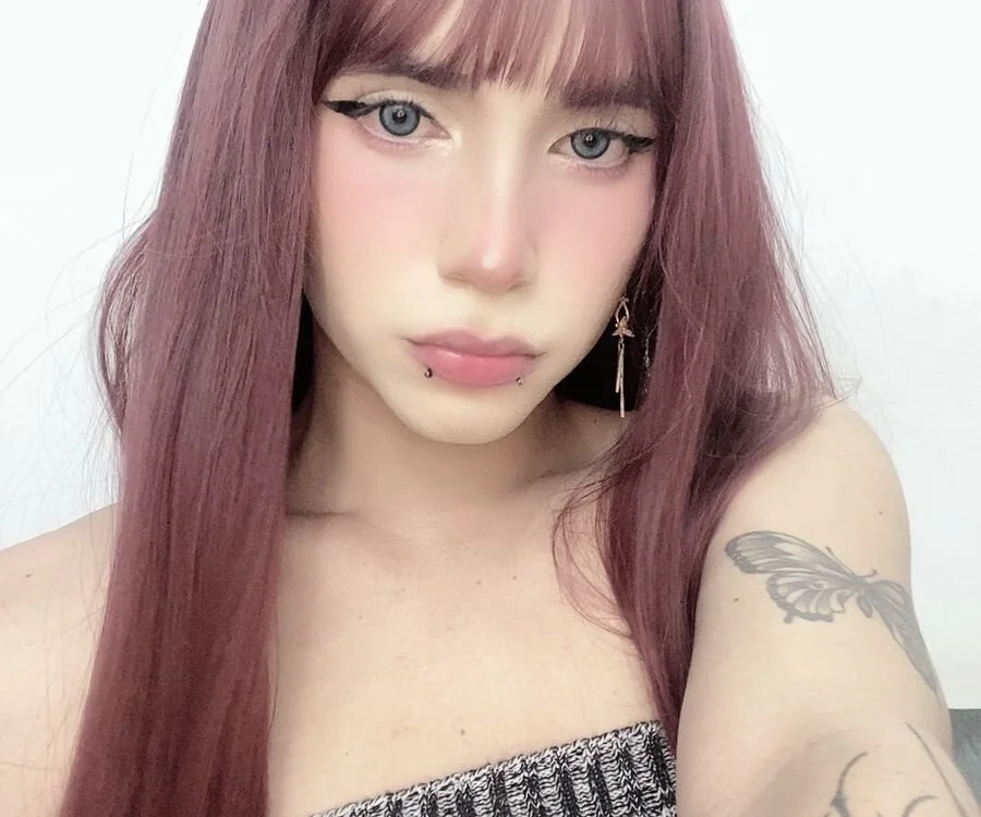 Soary_Trans offline chatrum