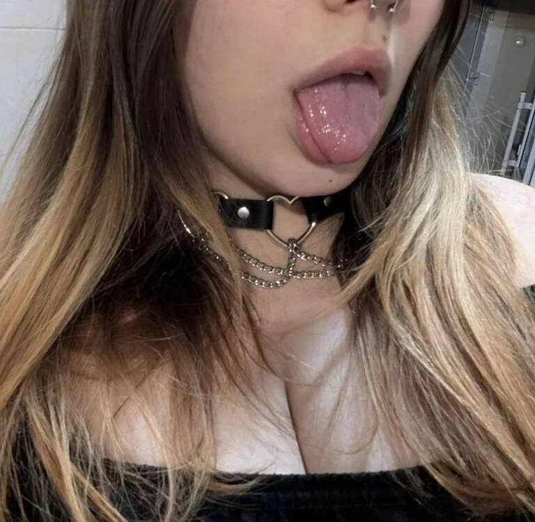 Офлайн-чат XXX Patricia_Ross