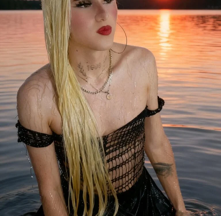 Yara-Atwan- offline XXX-chat