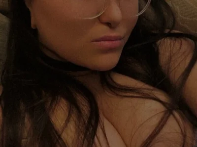 girl_julia on StripChat