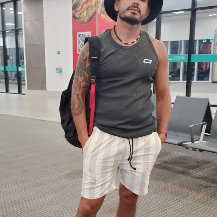 tincho17212 Offline XXX-chat