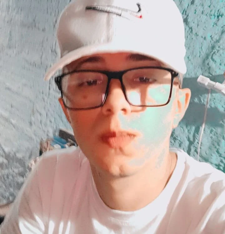Lukas66543 offline chatrum