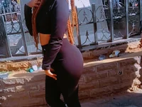 Curvy_ebony1 webcam model