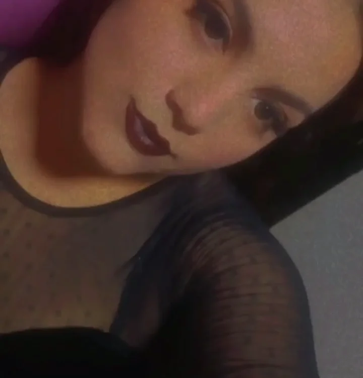lennitta's Offline Chat Room