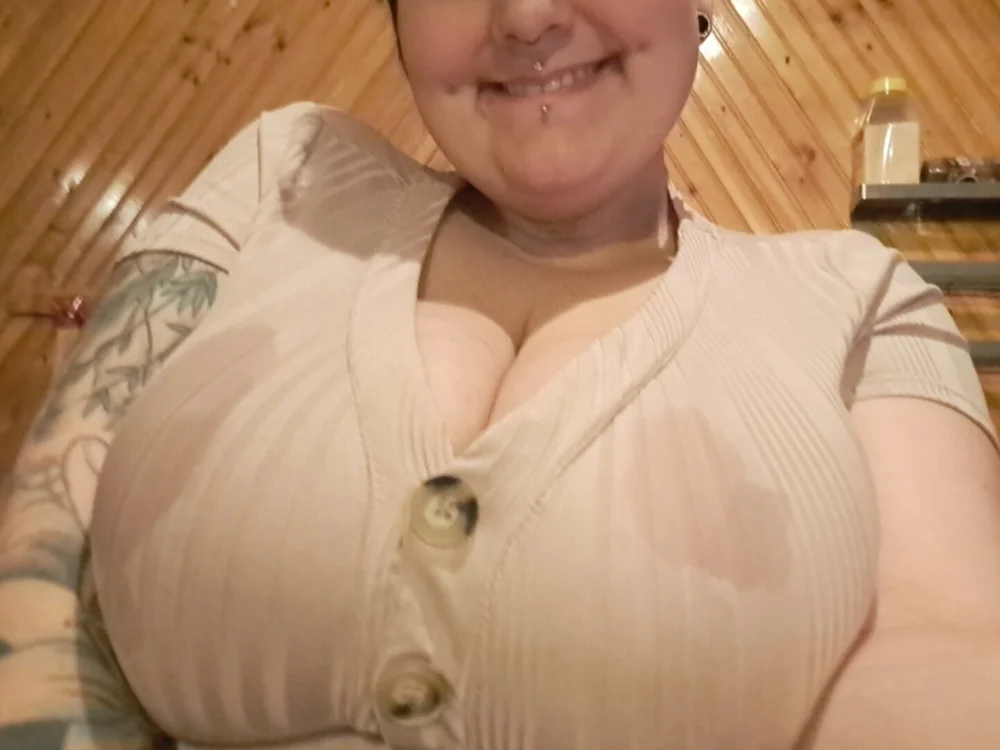 Sugarbabe69's Offline XXX Chat