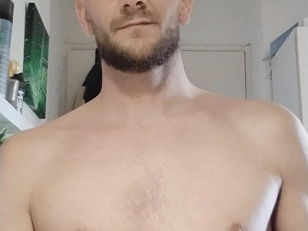 Anthopassif84 离线XXX聊天