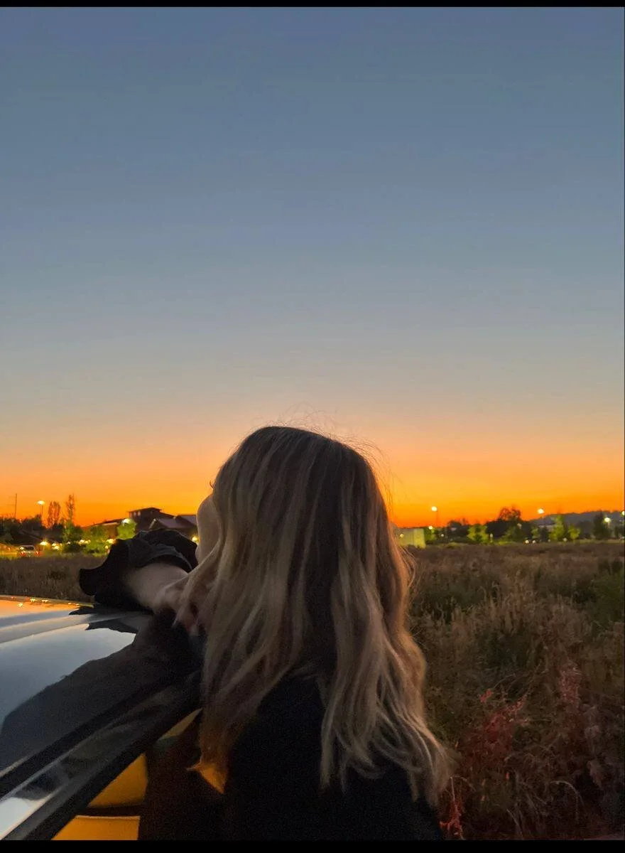 anneta_moon cover photo