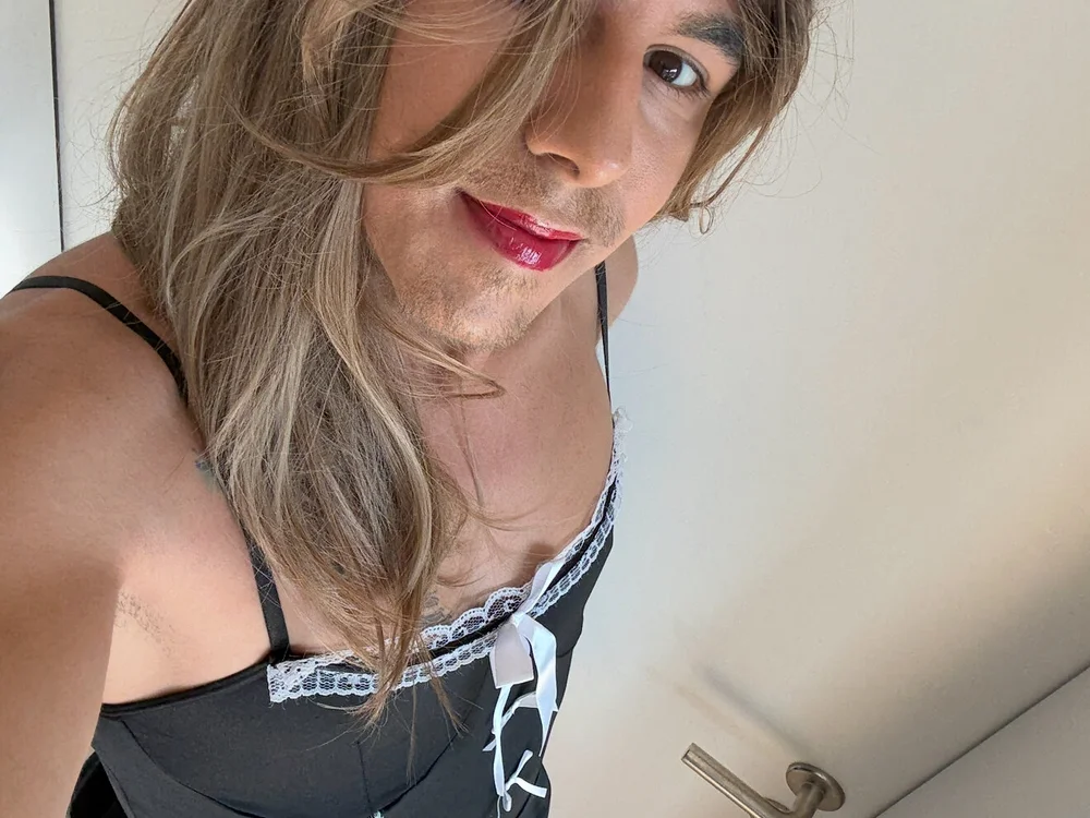 Sissyyboyy97's Offline XXX Chat