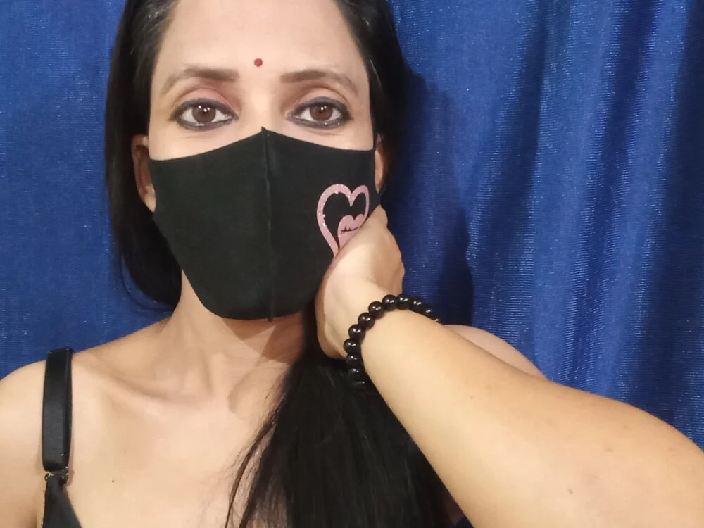 Only-Priya Offline XXX Chat