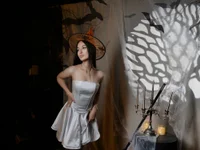 แชท XXX สดของ ElviraWesdety