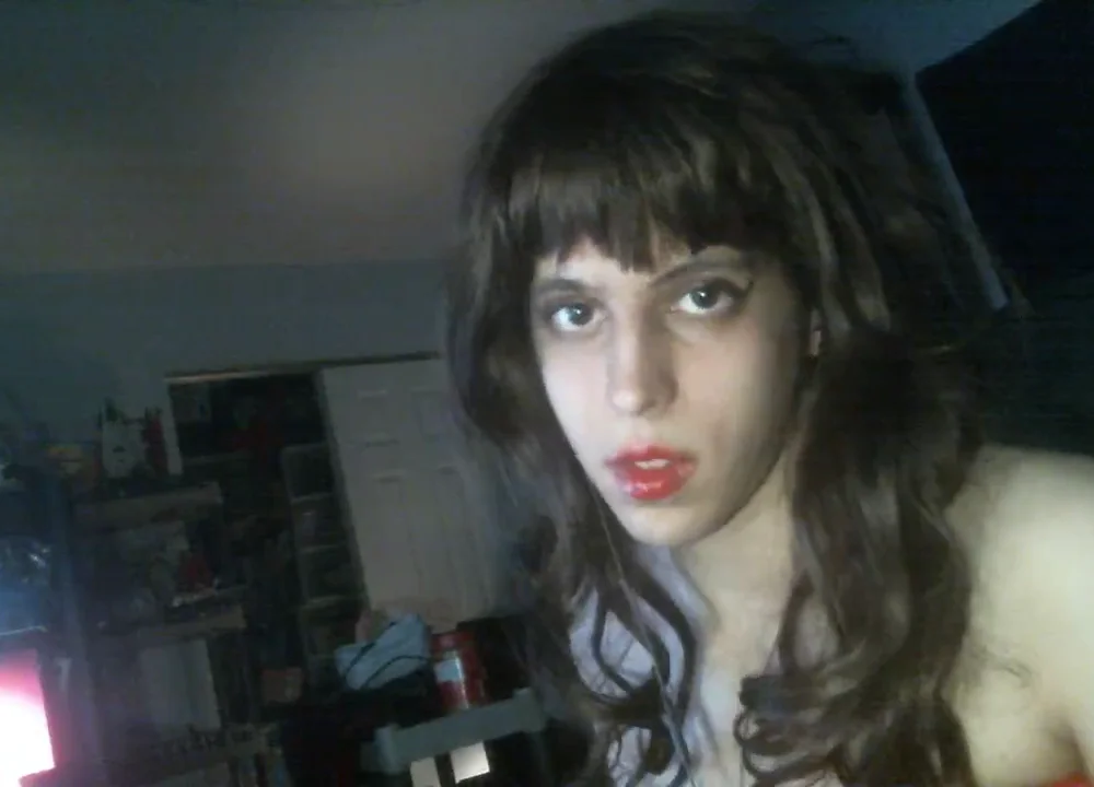 CeraBellum's Offline Chat Room