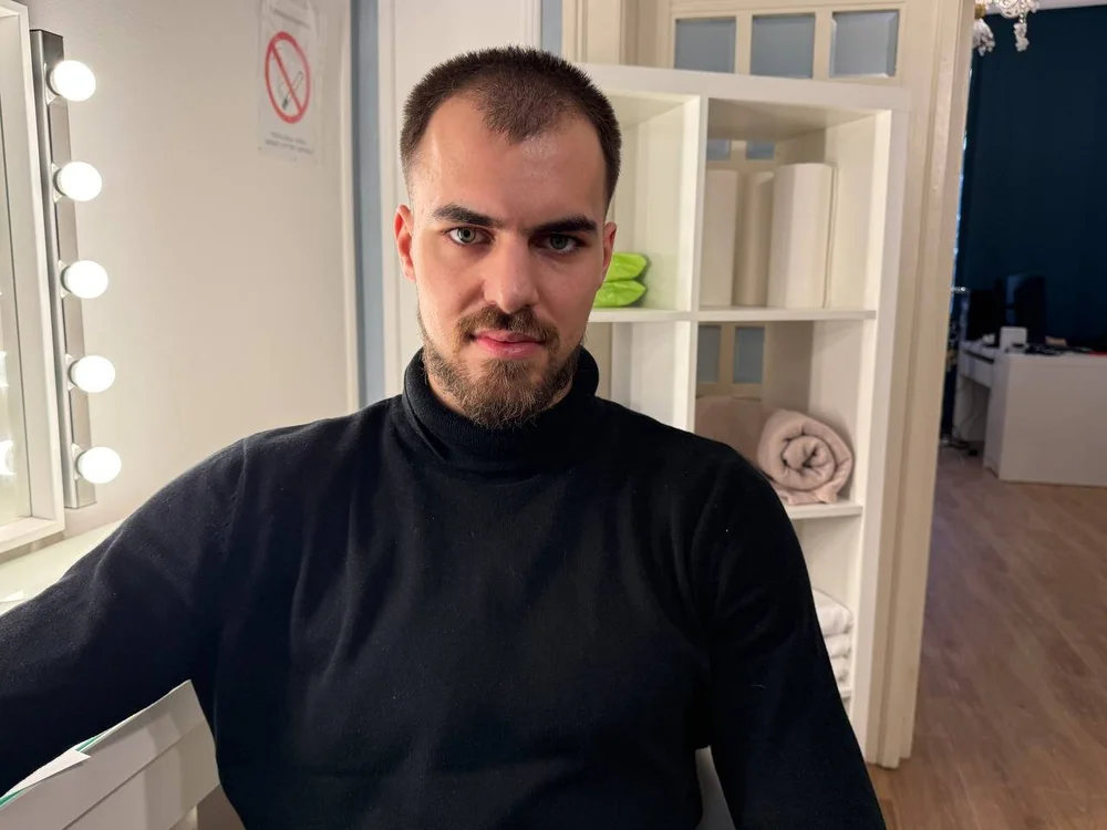Duke_Hemsworth's Offline Chat Room