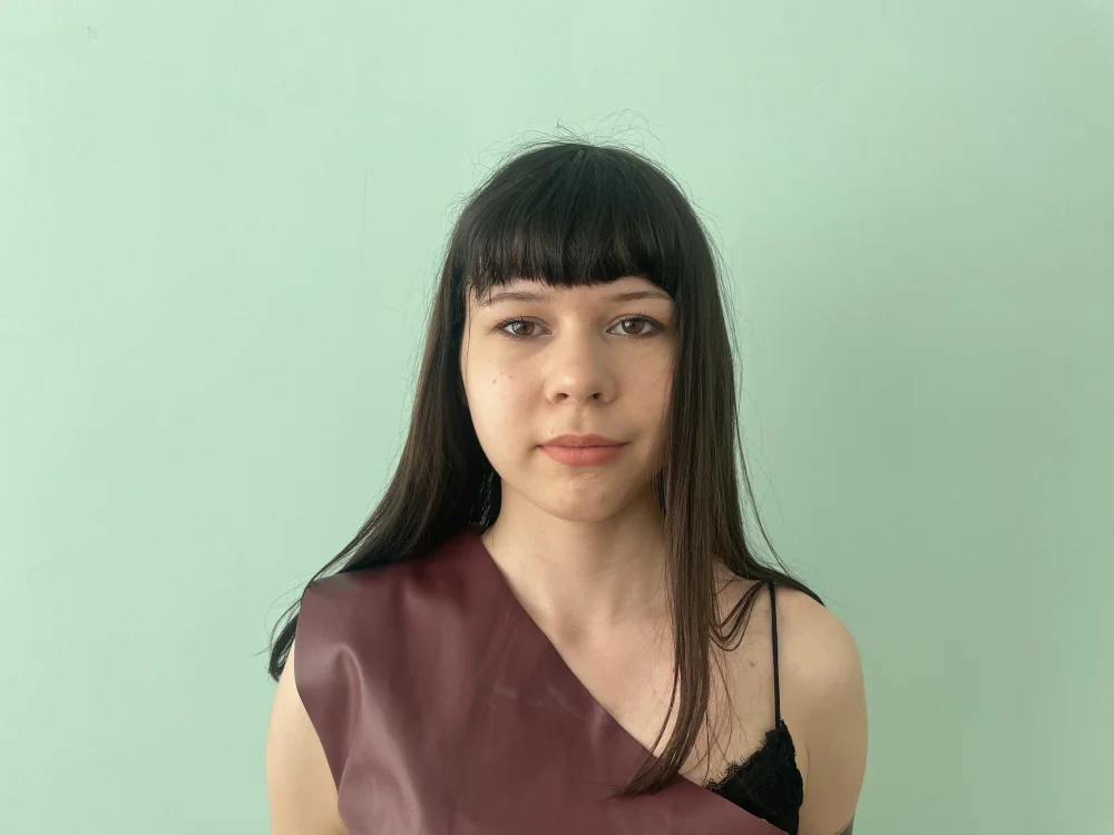 SilviaBooton's Offline Chat Room
