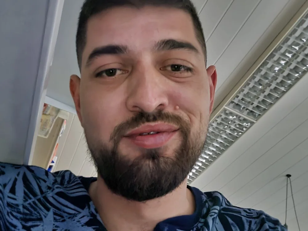 Jesssexboy Offline XXX-chat