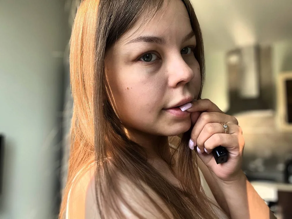 Bilik Sembang Luar Talian ElveraGiessinger