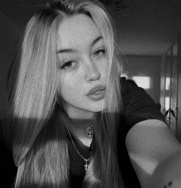 WonderedFlair's Offline XXX Chat