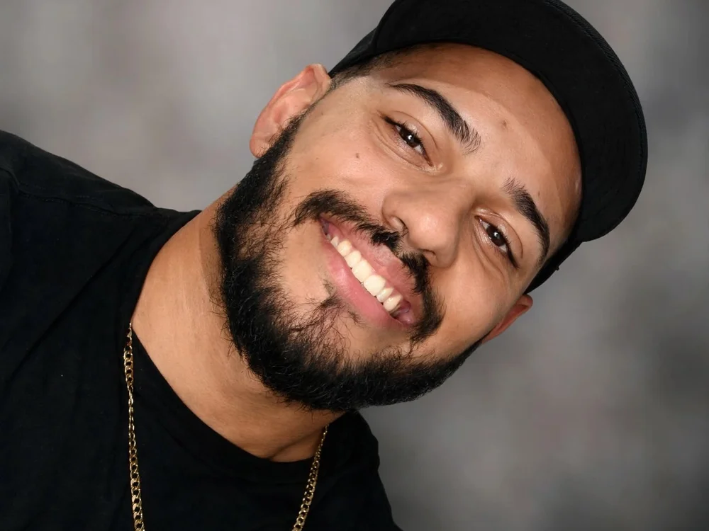 Gabryel2026's Offline Chat Room