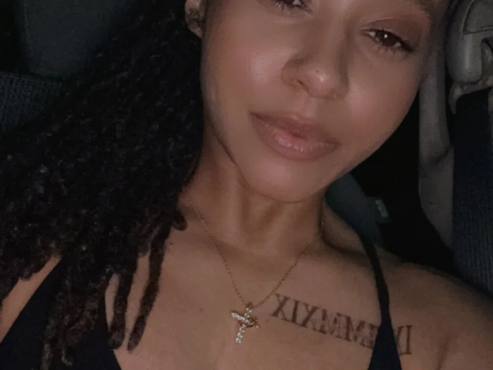 mulattomilfxxx: офлайн-секс-чат