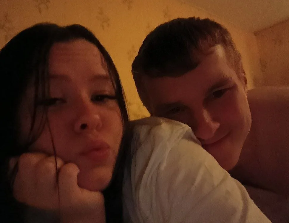 TommyandJanet offline XXX-chat