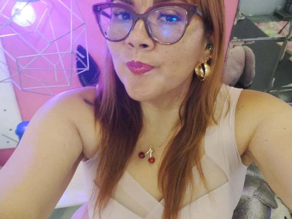 Zoe_Smith1_ offline chatrum