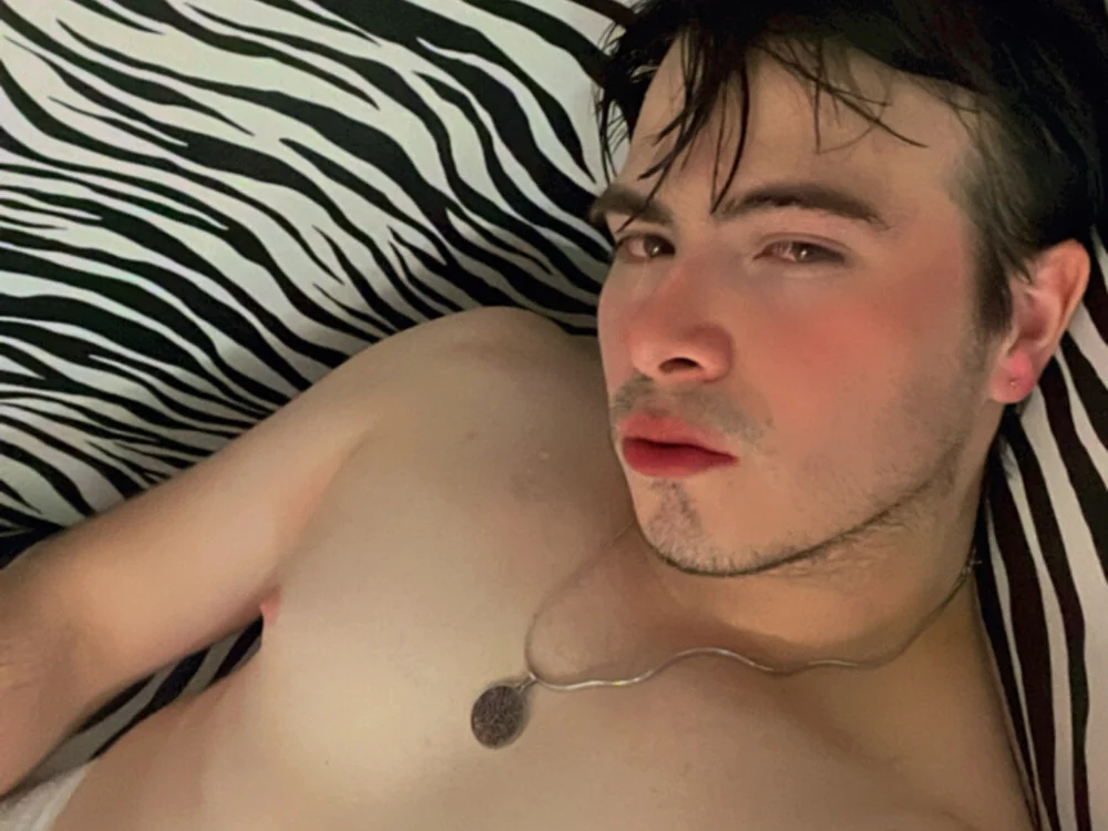 Katm_boyt's Offline XXX Chat