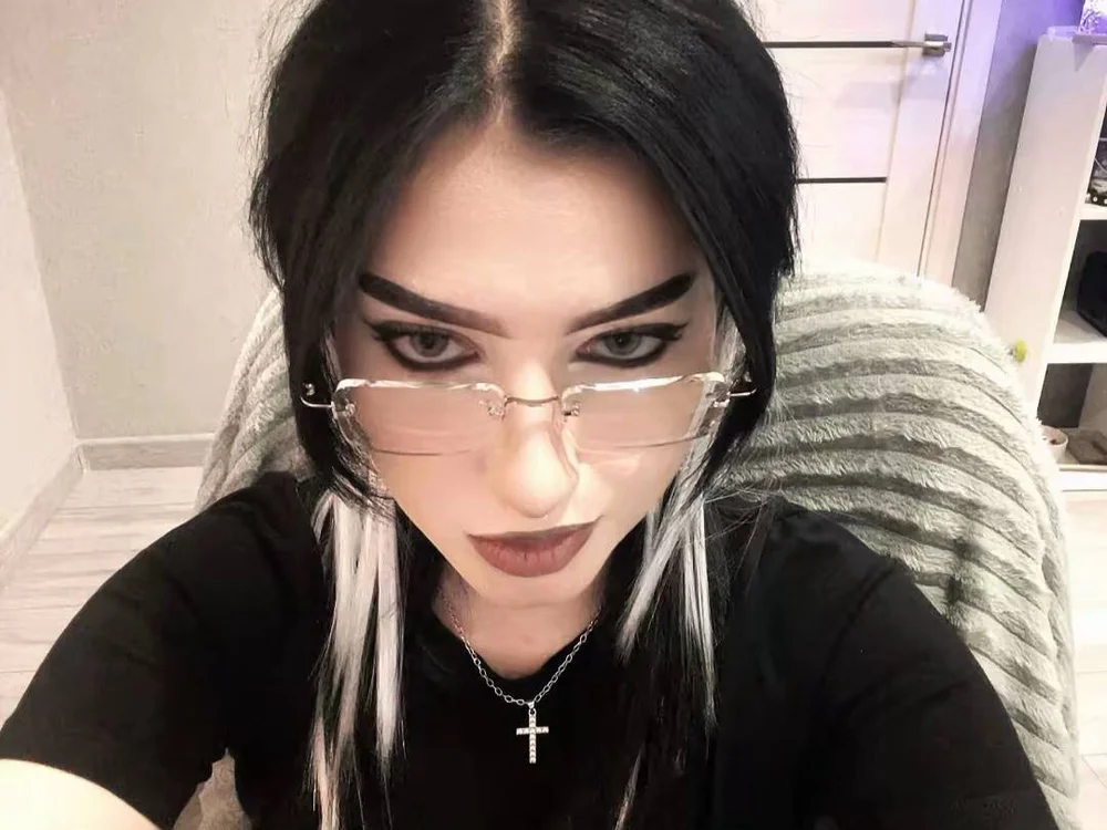 FaviolaHurl's Offline XXX Chat