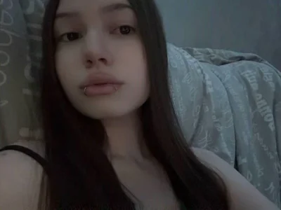 Mia_pinkie - Girl 