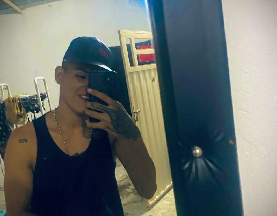 estremehotsex Offline XXX-Chat