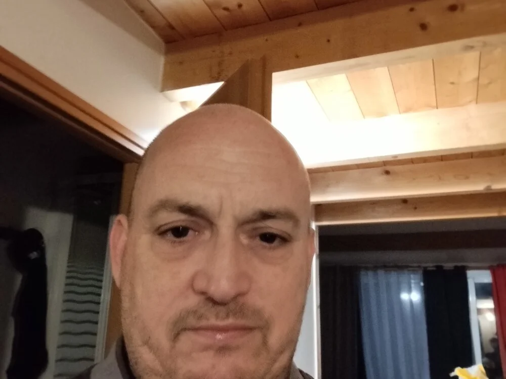 ludov17 offline XXX-chat