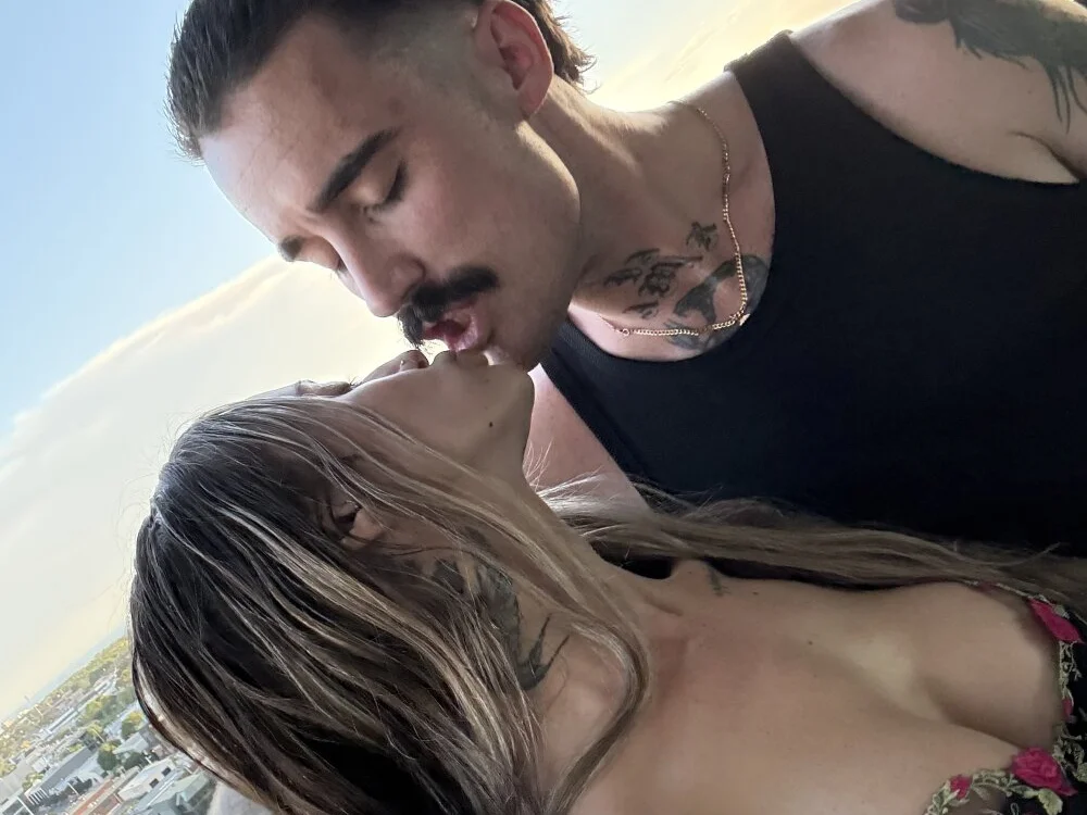 Czat XXX offline – bondedbyskin