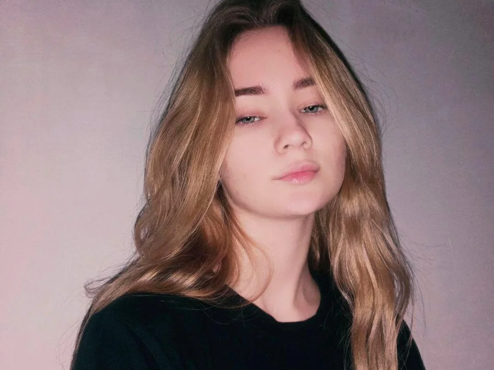 VeronicaScott's Offline Chat Room