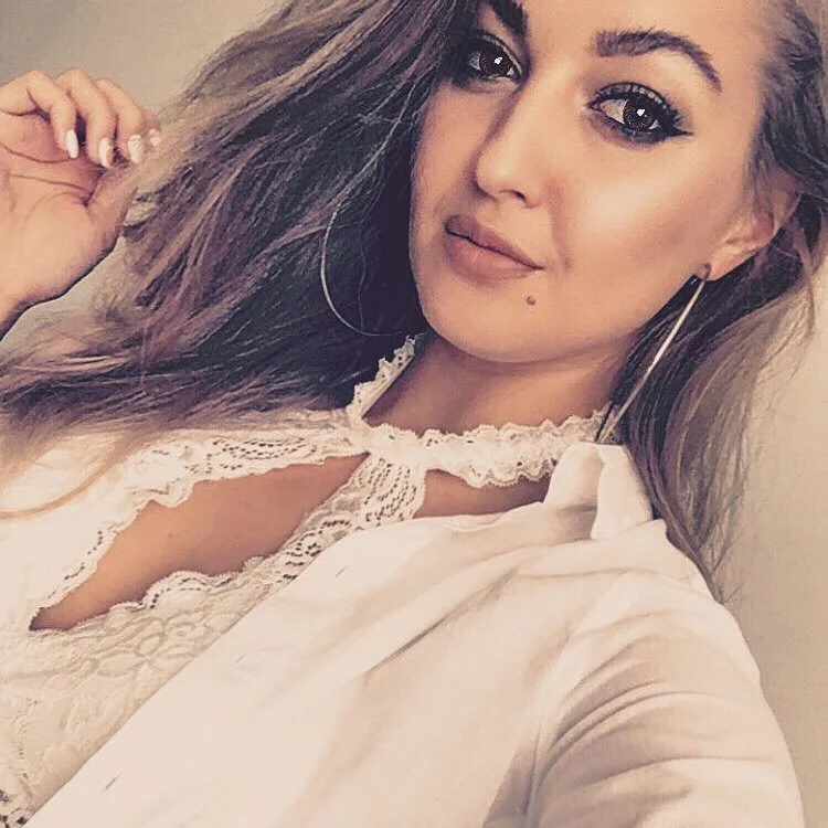beatricehelen29's Offline XXX Chat