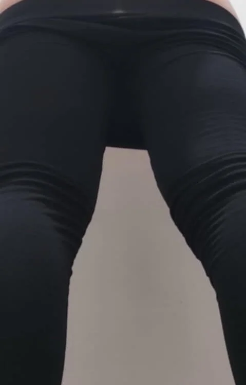 Iv_man00 Offline XXX-chat