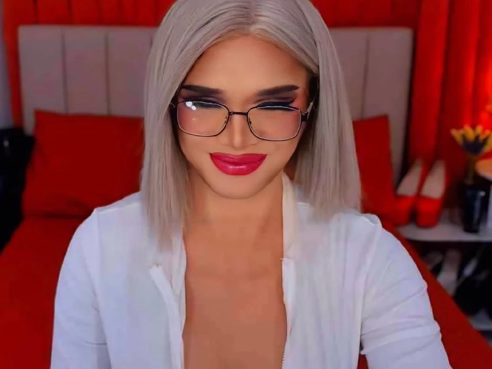 SeductiveMegan's Offline Chat Room