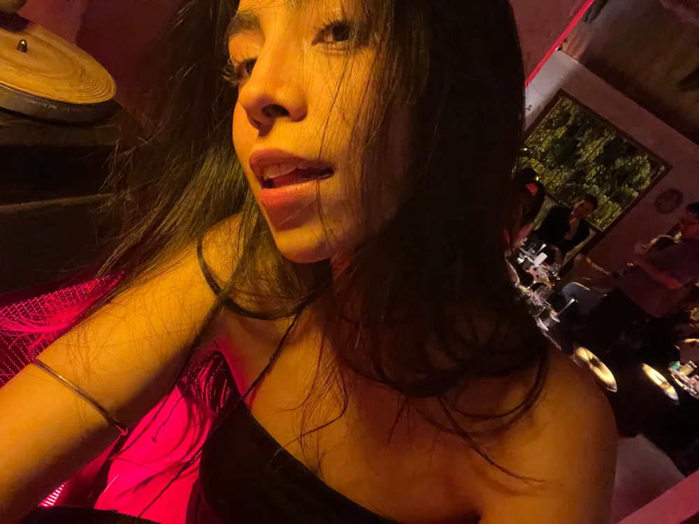 Teresanaughty's Offline XXX Chat