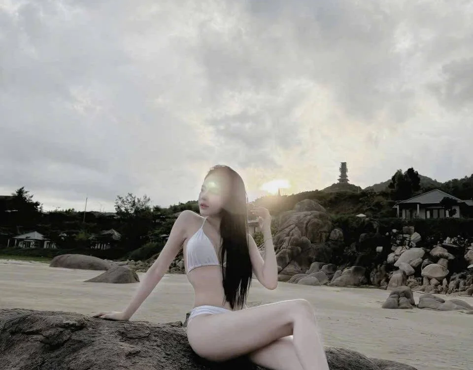 -Lucy22-'s Offline XXX Chat