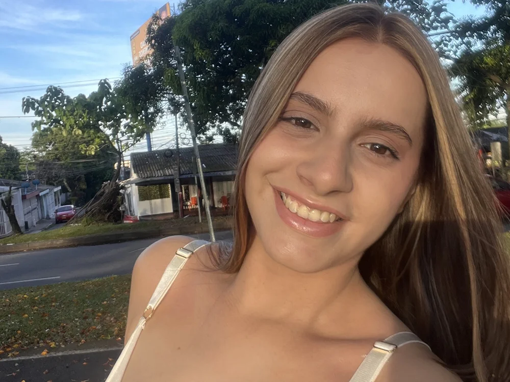 Eleezabeth_ offline chatrum