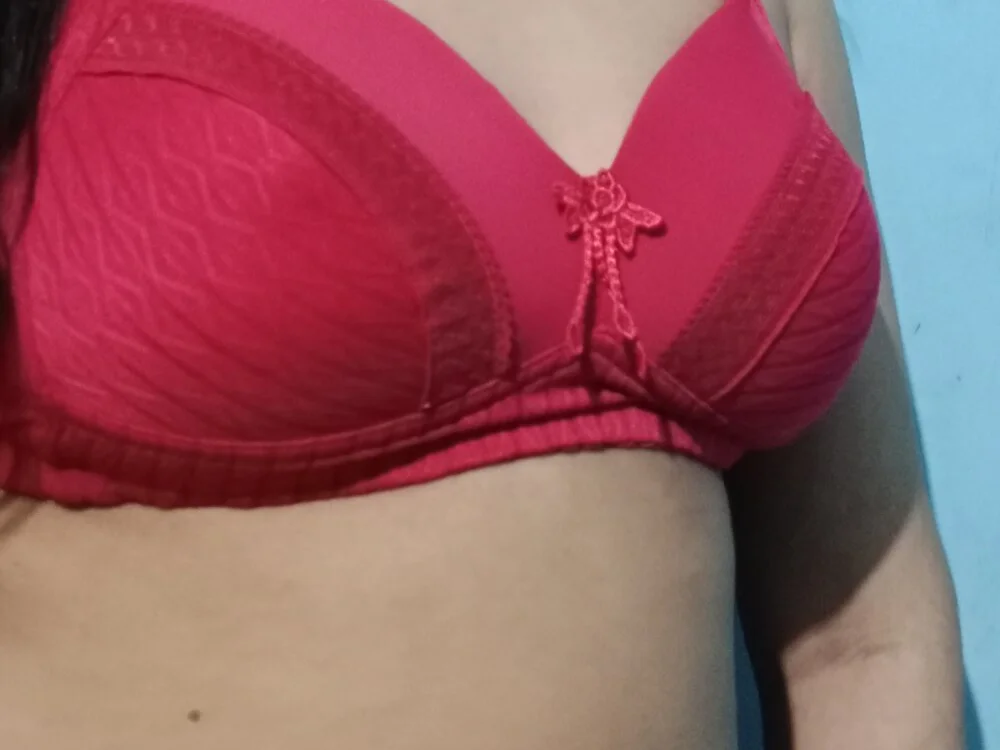 Sornali_roy Chat XXX offline