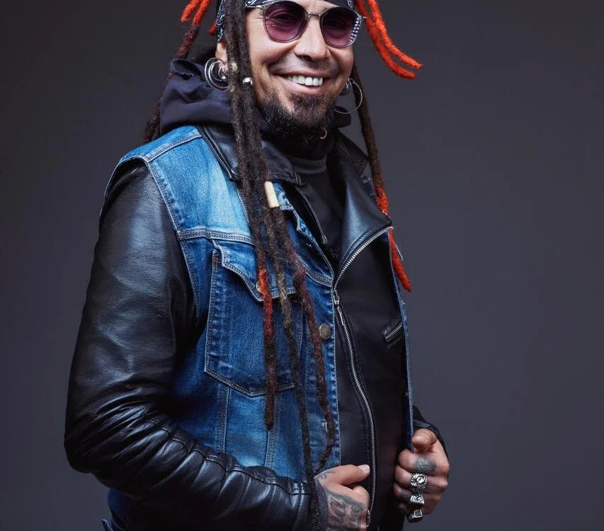 חדר צ'אט לא מקוון של Ramones_Charm