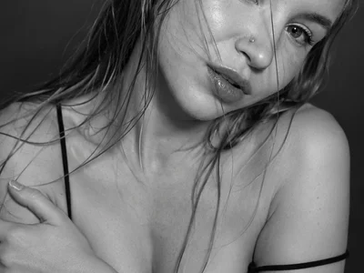 Linda__Bloom Female Russianteens Chat Cam