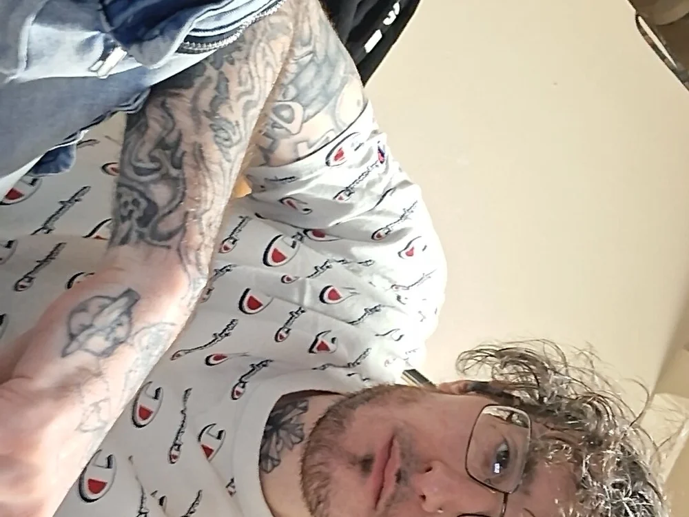 OsoTattd2212 offline chatrum