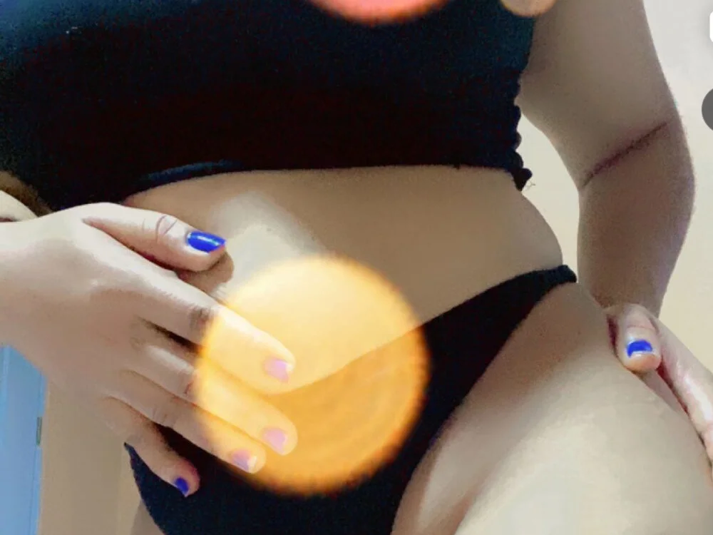 tunenarica22 Offline XXX-Chat