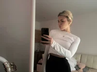 ChristelDuncombe's webcam live show